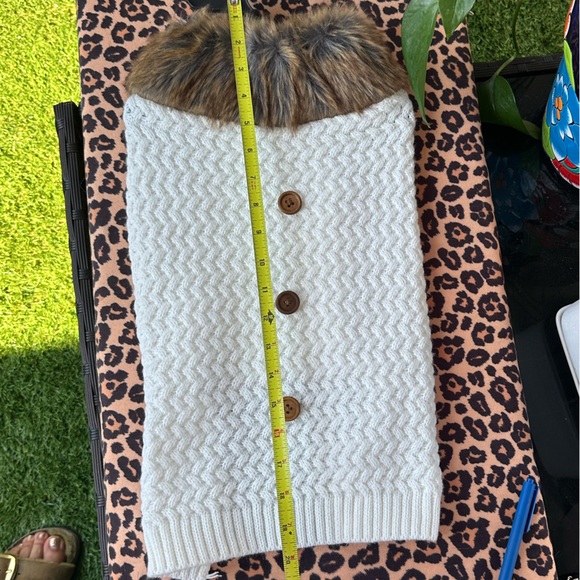 Dog Sweaters - Picture 1 of 10